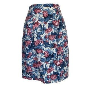 WILLOWBEND denim pencil skirt, cream & pink/blue flowers. 10